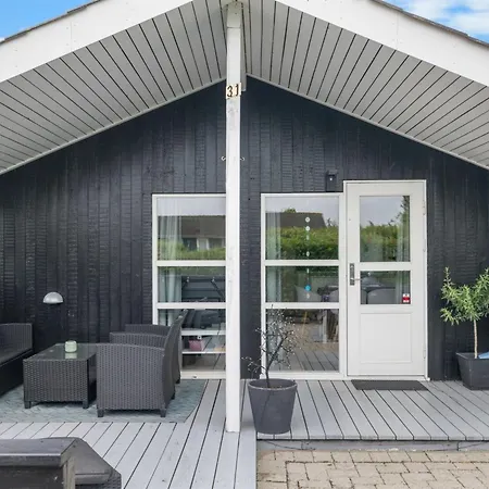 Dom wakacyjny Maaria - 400m From The Sea By Interhome